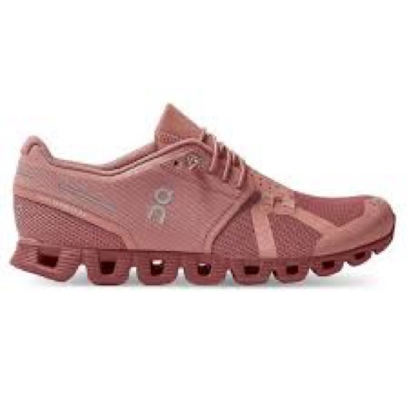 On Running On Cloud Monochrome Running Shoes in Rose Size 8 1/2 - Picture 1 of 8